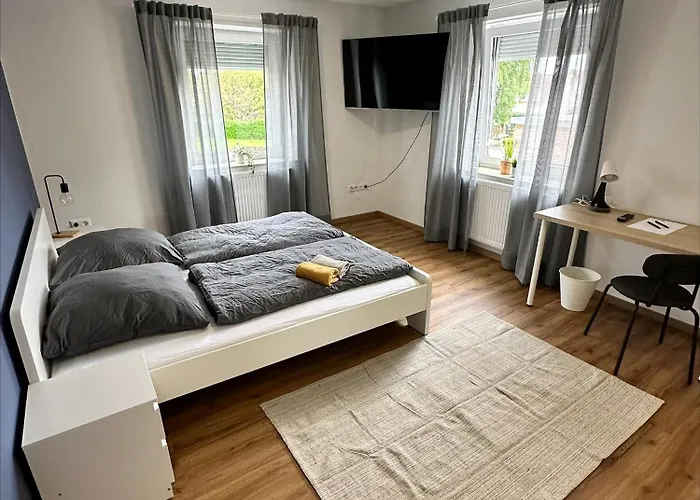Doppelzimmer 2 - Neu Renoviert